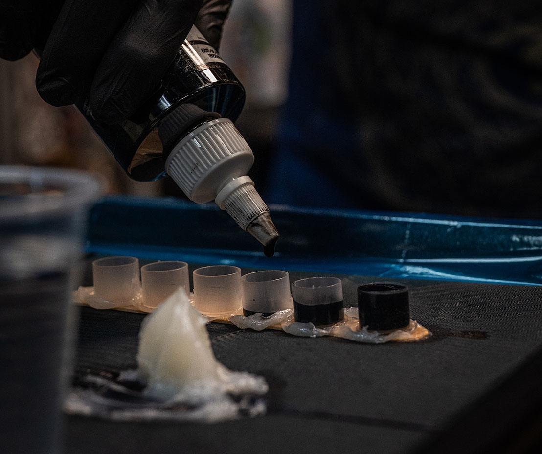 Pouring Ink for tattoo